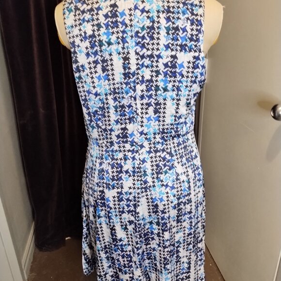 Blue & White Crosshatched Karl Lagerfeld Dress - Size 14 - Picture 4 of 5